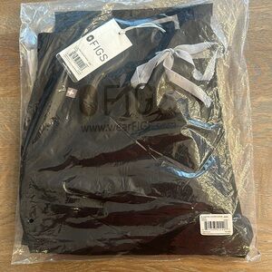 FIGS Zamora jogger scrub pants- Black, NEW IN BAG